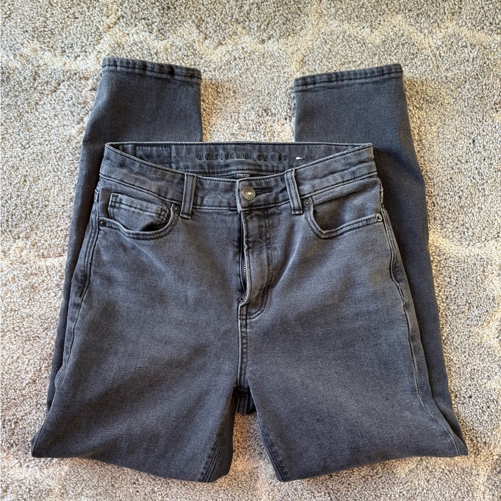 American Eagle Outfitters Women's High-Rise Black Mom Jeans